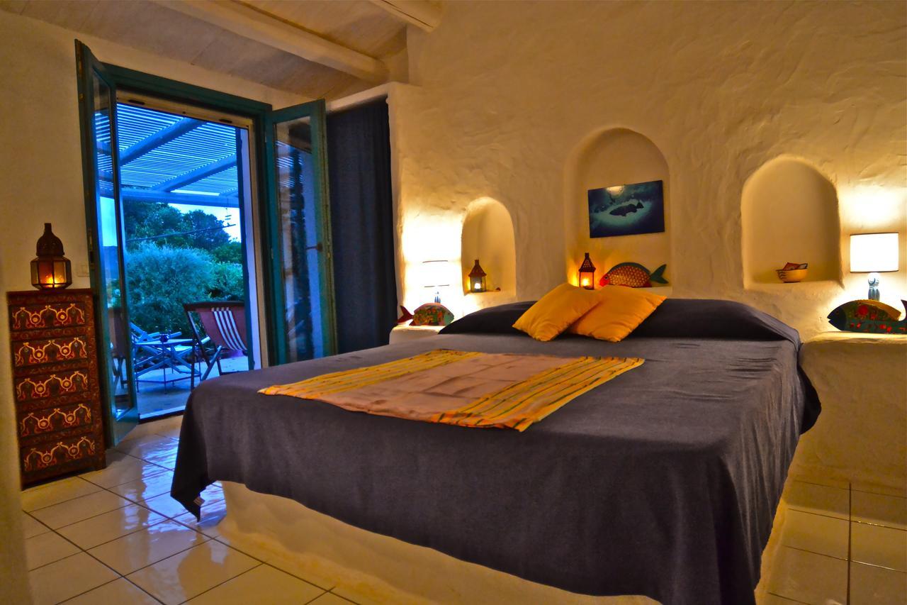 Poecylia Bed & Breakfast Carloforte  Exterior foto