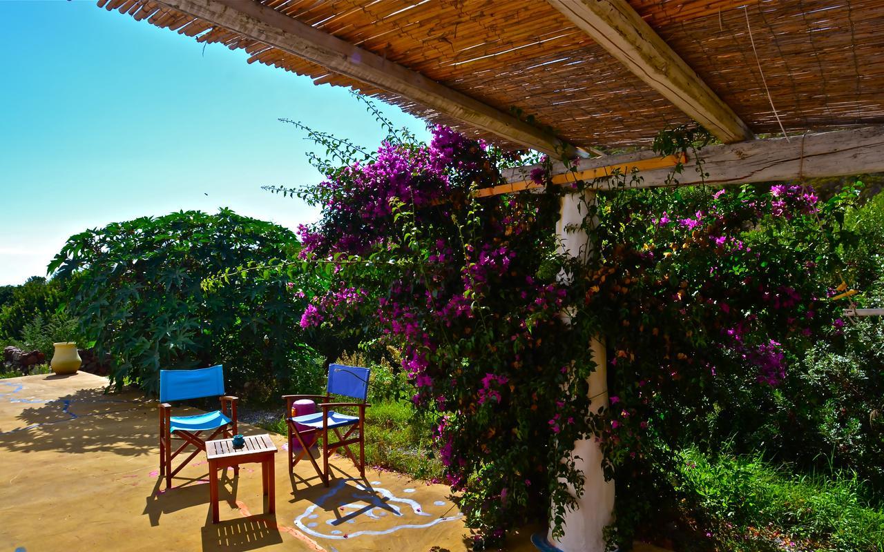 Poecylia Bed & Breakfast Carloforte  Exterior foto